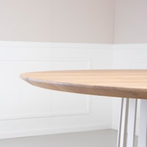 Rundt spisebord i massiv eg - �180 cm - valgfri farve (Chicago)
