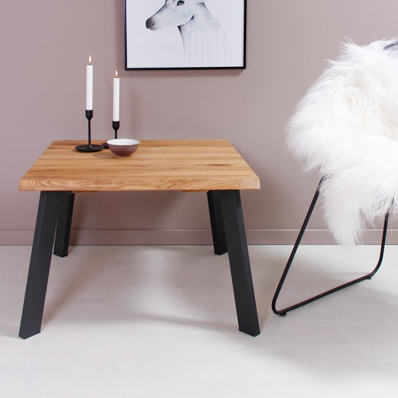 Caf�-/bar-/sofabord i massiv eg - 72 x 72 cm - valgfri farve (Curve)