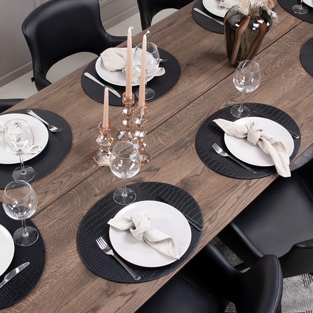 Plankebord i massiv eg - 180 x 95 cm - valgfri farve (Vidar)
