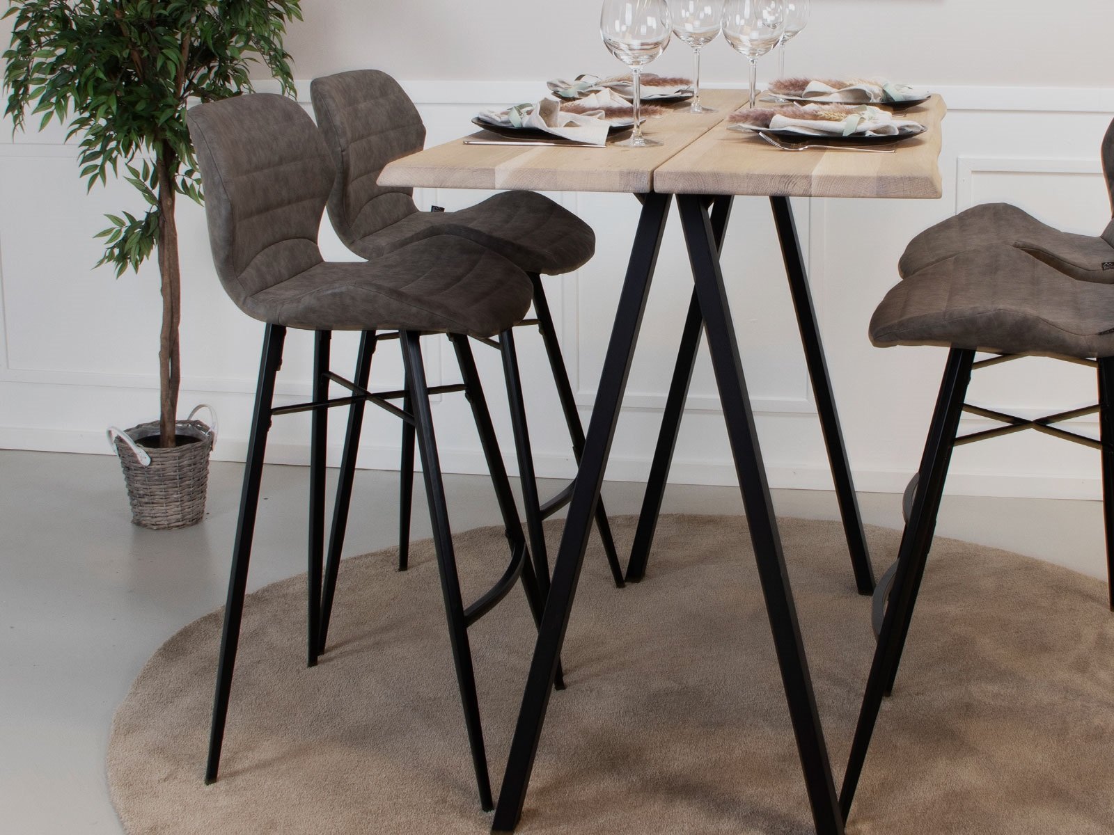 Barbordstel (Model: VB Bar base, sort)