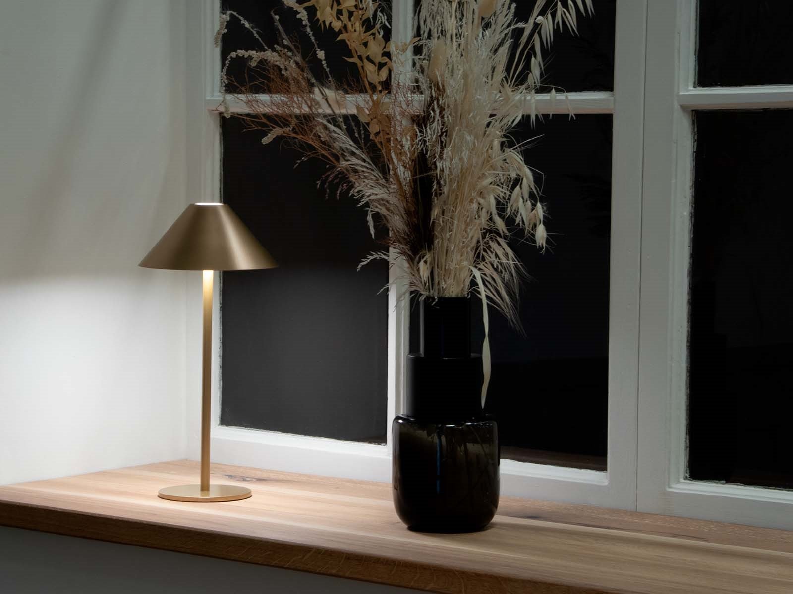 LED Bordlampe Era, Guld