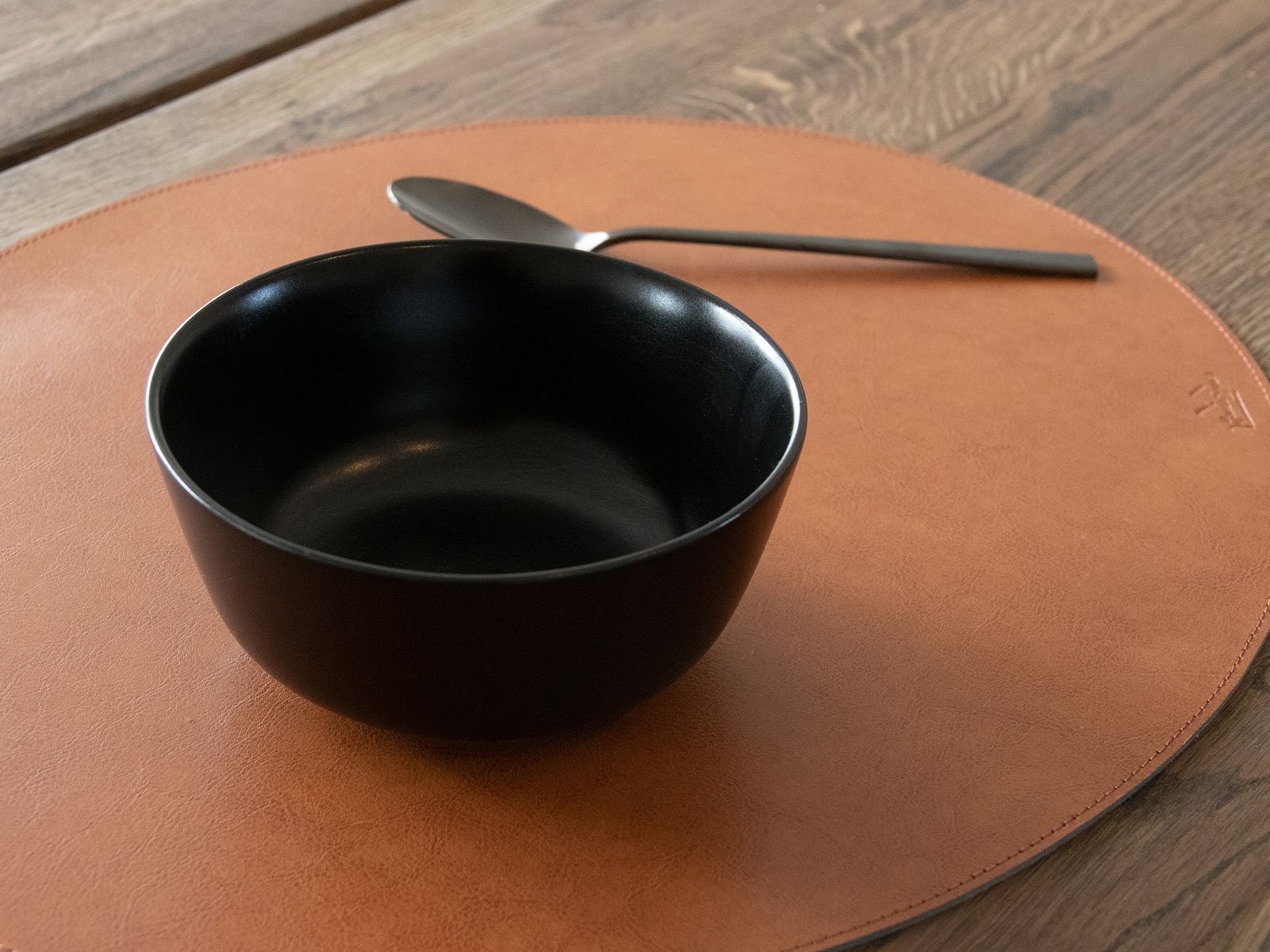 Oval d�kkeserviet - Cognac bonded l�der