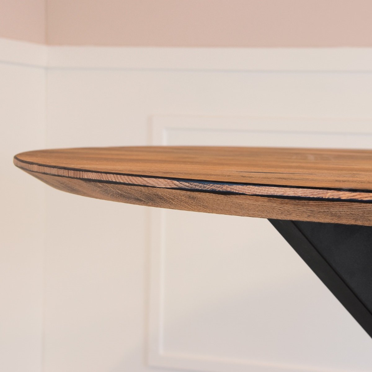 Rundt spisebord i massiv eg - �128 cm - valgfri farve (Boston)