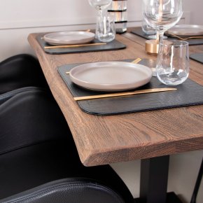 Caf�-/bar-/sofabord i massiv eg - 130 x 72 cm - valgfri farve (Curve)